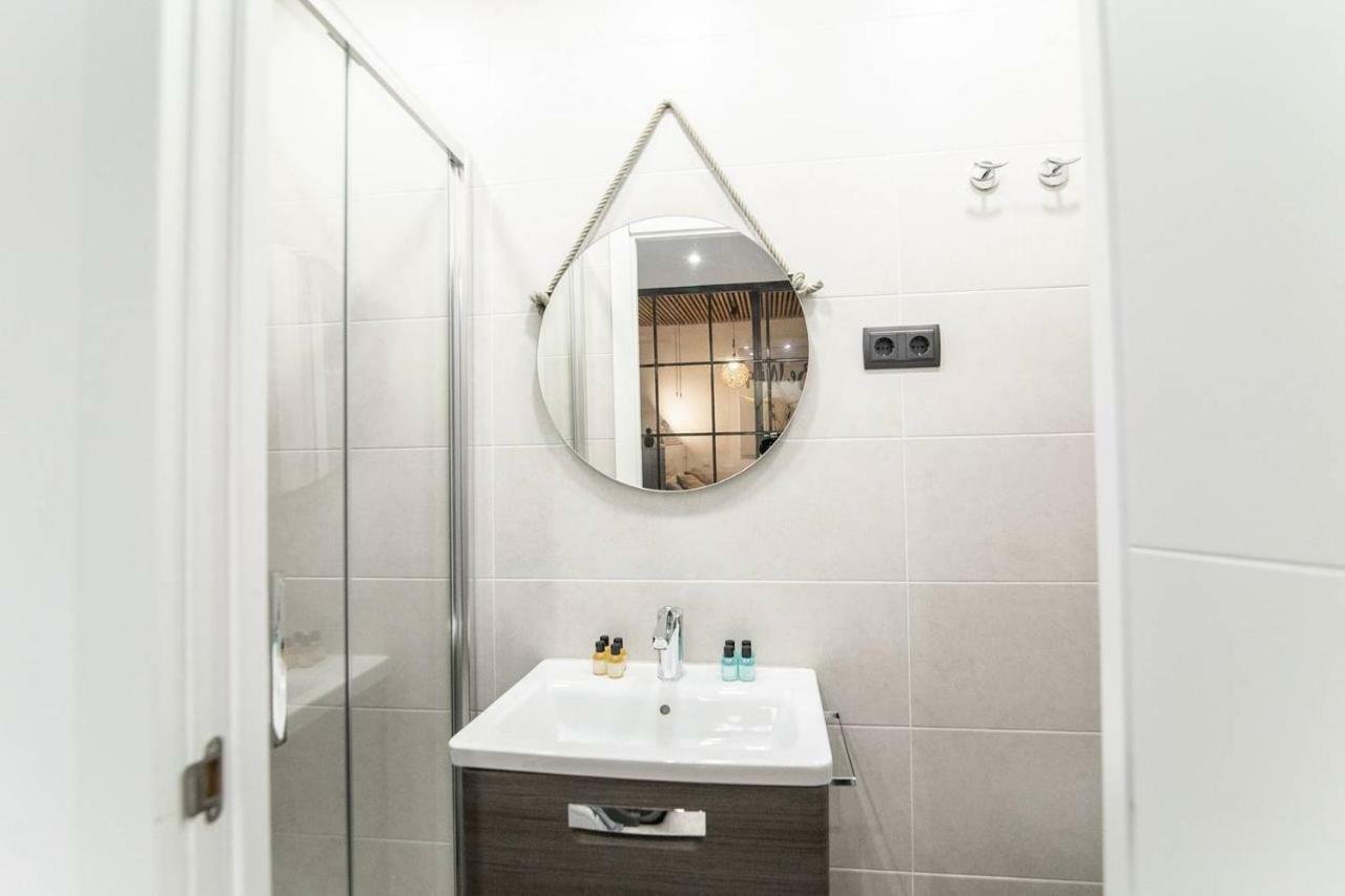 Cozy And Modern Apartment For 4 In Madrid Ngoại thất bức ảnh